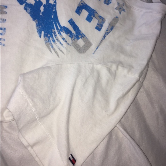 Tommy Hilfiger t-shirt - Picture 2 of 3